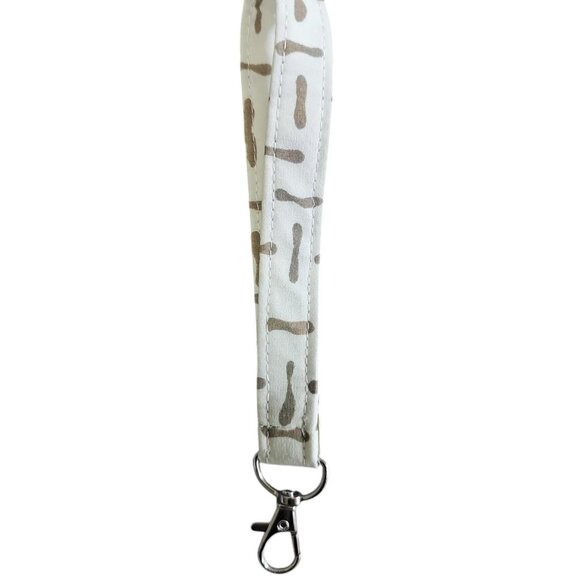 Keychain | Key Fob Wristlet | Fabric | Floral Keychain - Picture 8 of 10